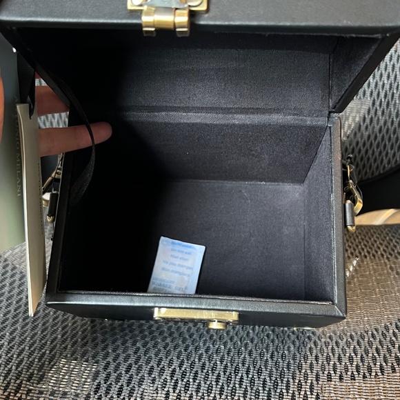 Antonio Melani Bag | Courtney Grow Gemma Bag - Picture 3 of 3